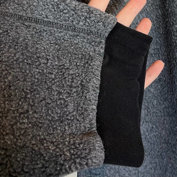 Feat Women's BlanketBlend Joggers in HazyBlack / Grey Size Large - Picture 7 of 10